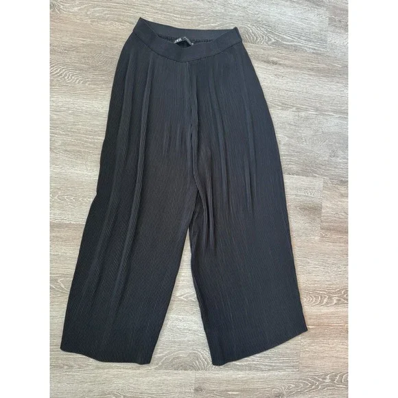Zara EUC Pleated Black Elastic Waistband Culottes Pants Trousers Size XS - Picture 10 of 12